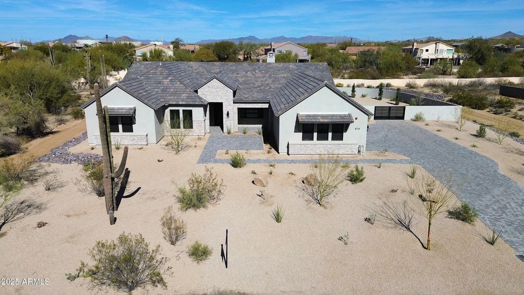 6317 E Skinner Drive, Cave Creek