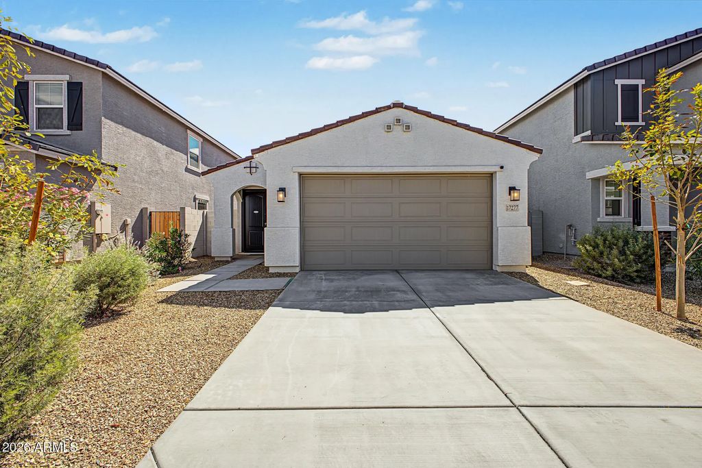 17277 W Daley Lane, Surprise