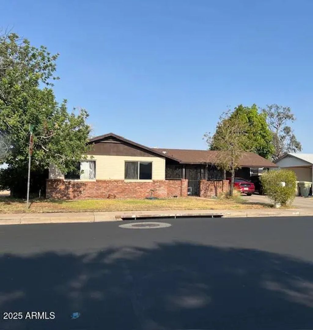 9004 N 53rd Avenue, Glendale