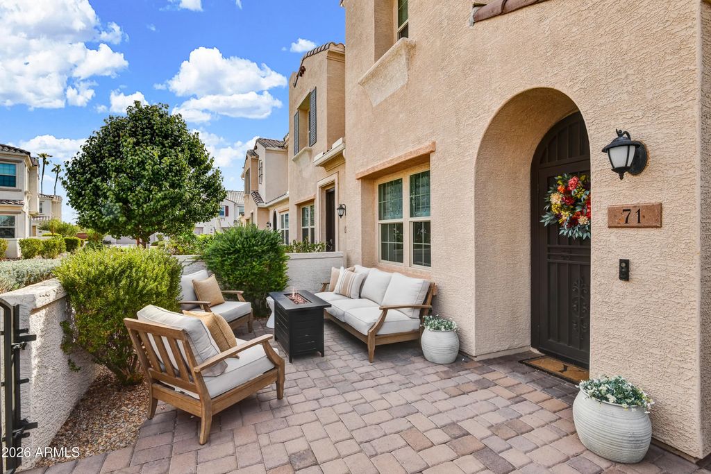 4077 S Sabrina Drive (unit 71), Chandler