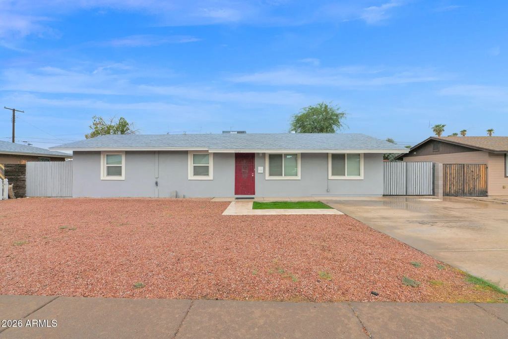 2021 E 10th Street, Tempe