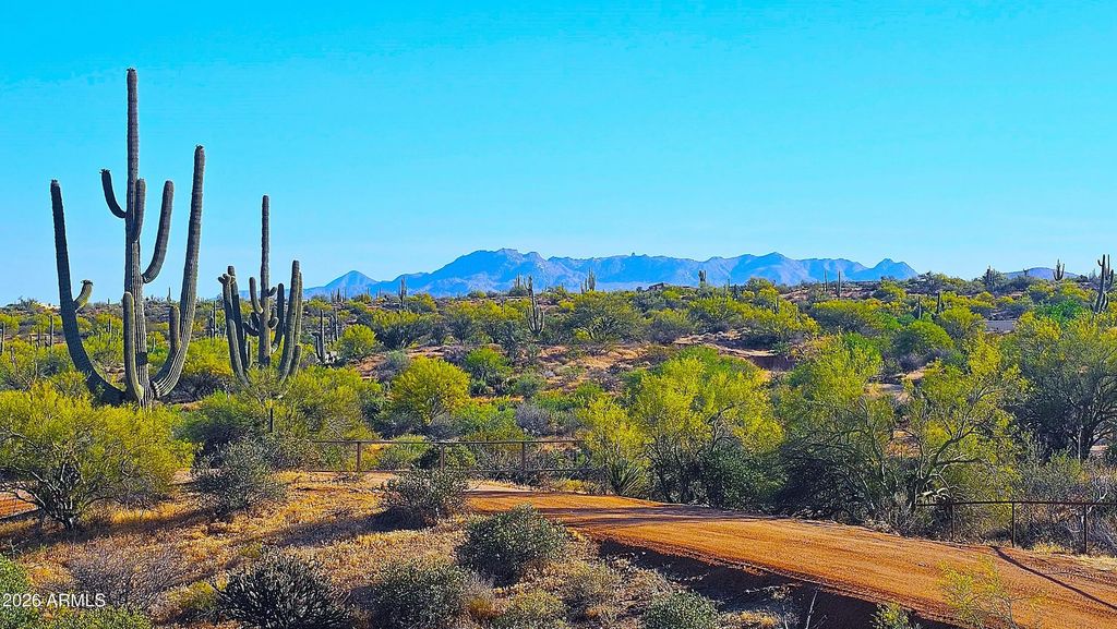 142x2 E Montello Road (unit 1), Scottsdale