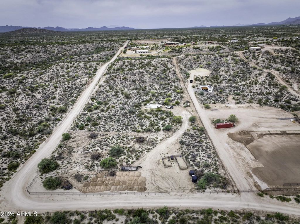 Xxx W Hawkeye Road (unit 2-d1), Congress