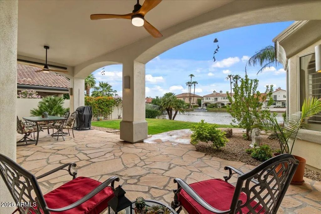 1902 E Willow Tree Court, Gilbert