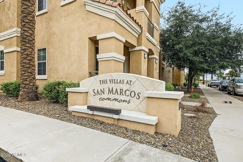 124 N California Street (unit 17), Chandler