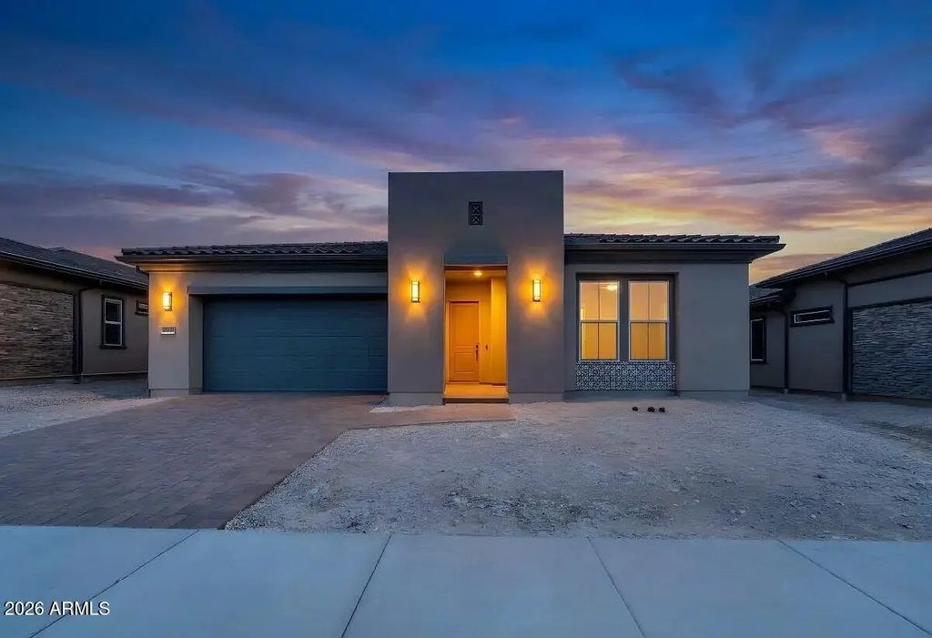33493 N Chevelon Drive, Peoria