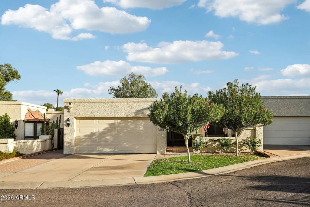 9025 S 47th Place, Phoenix