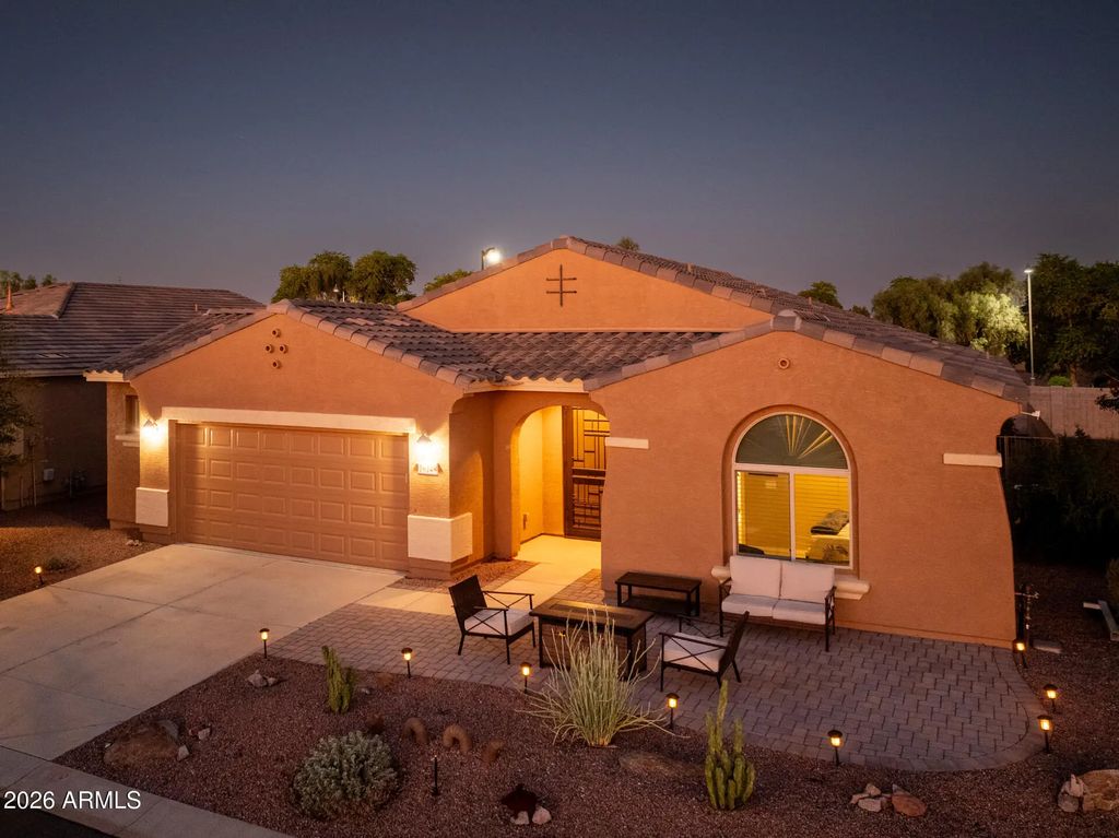 20249 N Winter Escape Court, Maricopa