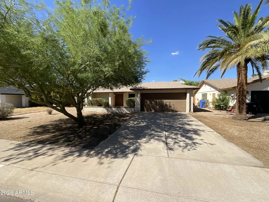 4038 W Mercer Lane, Phoenix