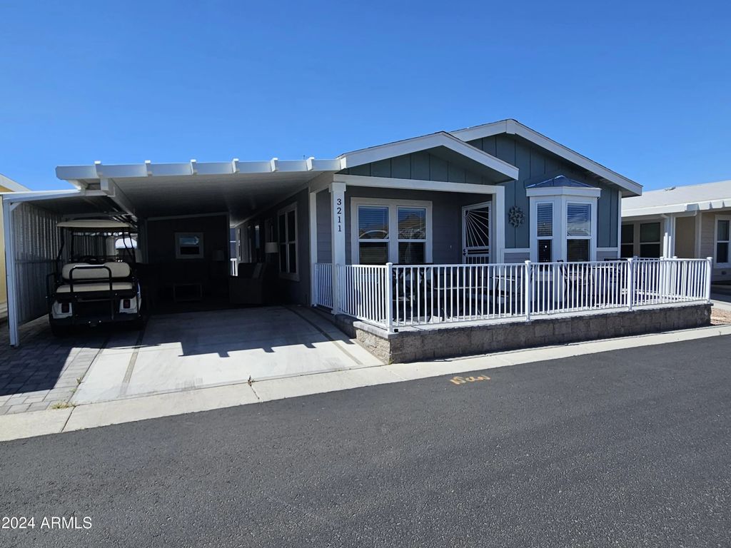 650 N Hawes Road (unit 3211), Mesa