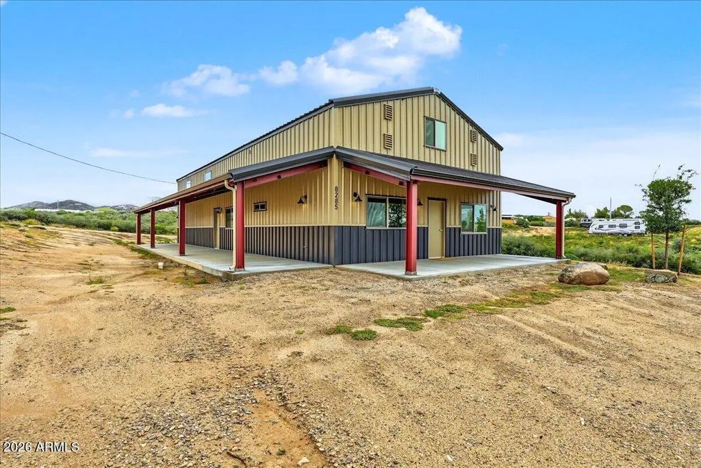 8285 W Abbey (barndominium) Lane, Wilhoit