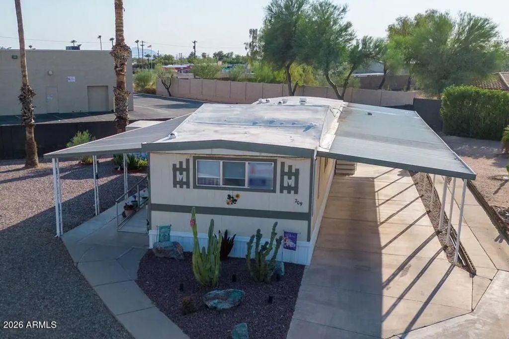 202 N Meridian Drive (unit 209), Apache Junction