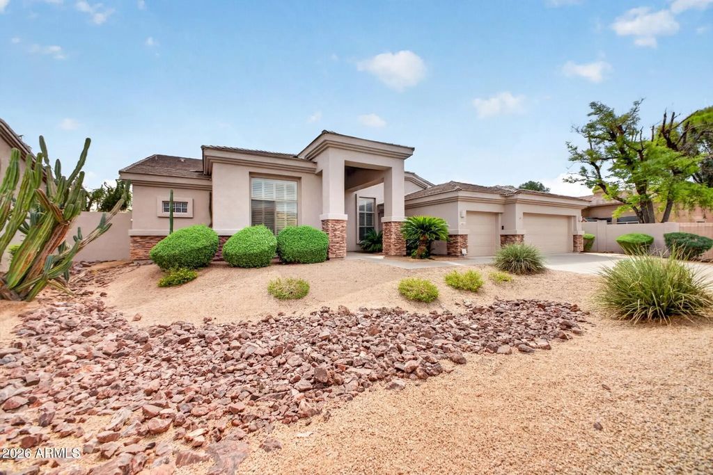 1123 W Thompson Way, Chandler