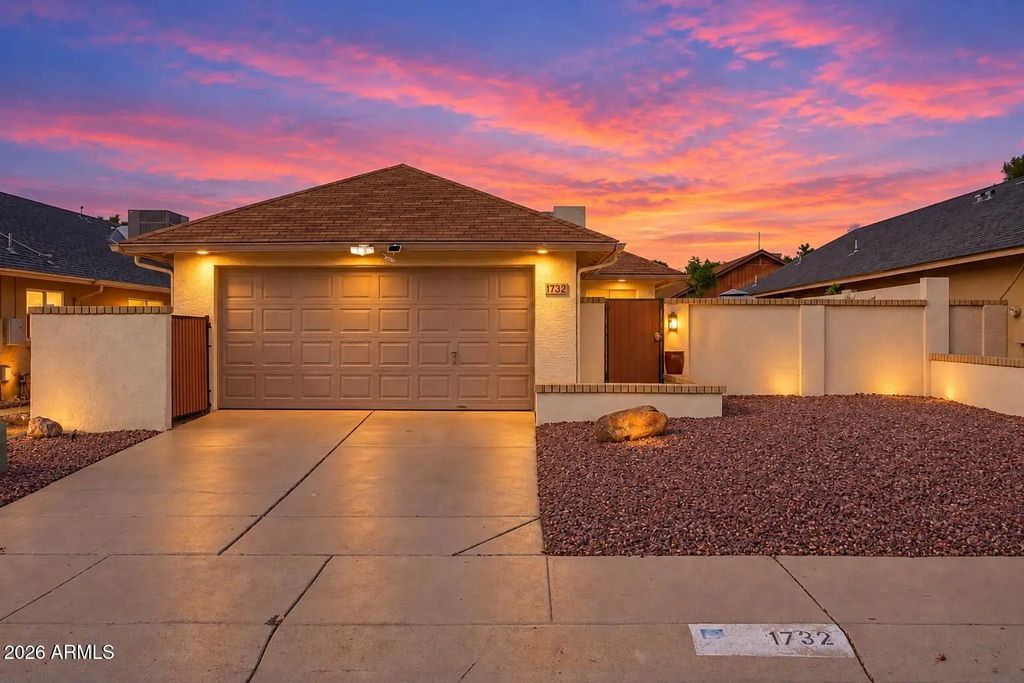 1732 E Villa Maria Drive, Phoenix