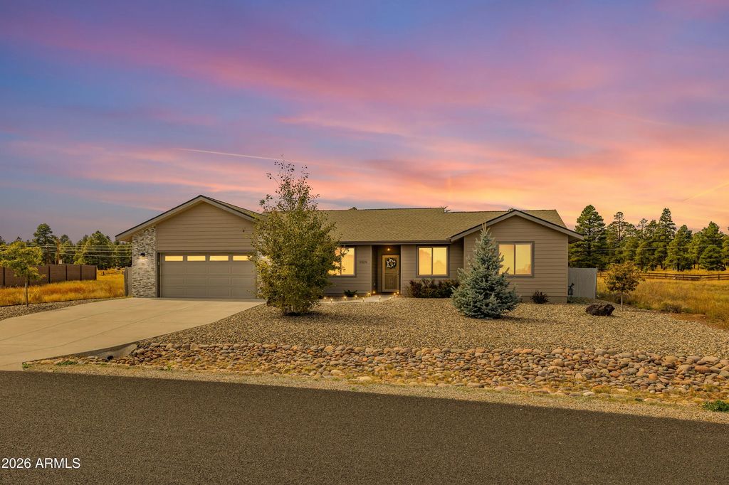 10226 Lundin Road, Flagstaff