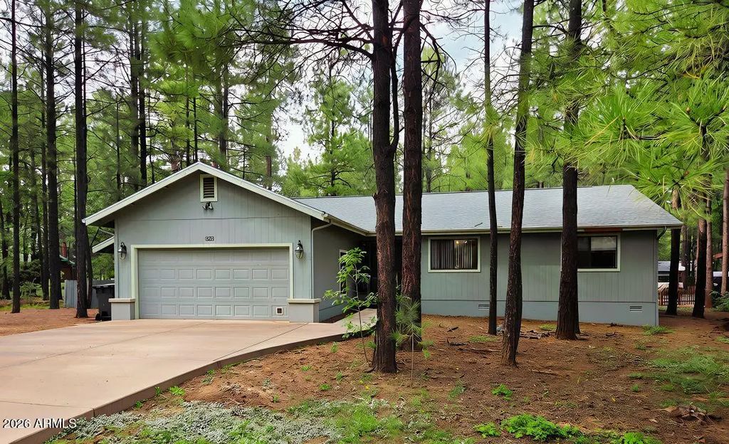 5002 Night Hawk Loop, Pinetop