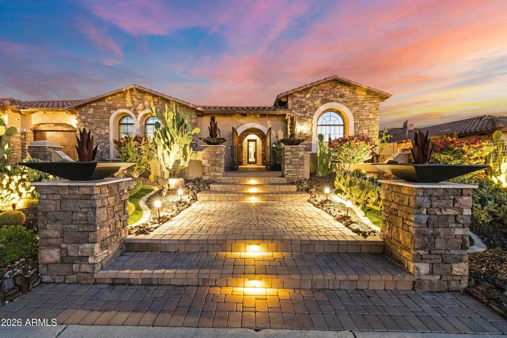 2325 N Atwood Circle, Mesa