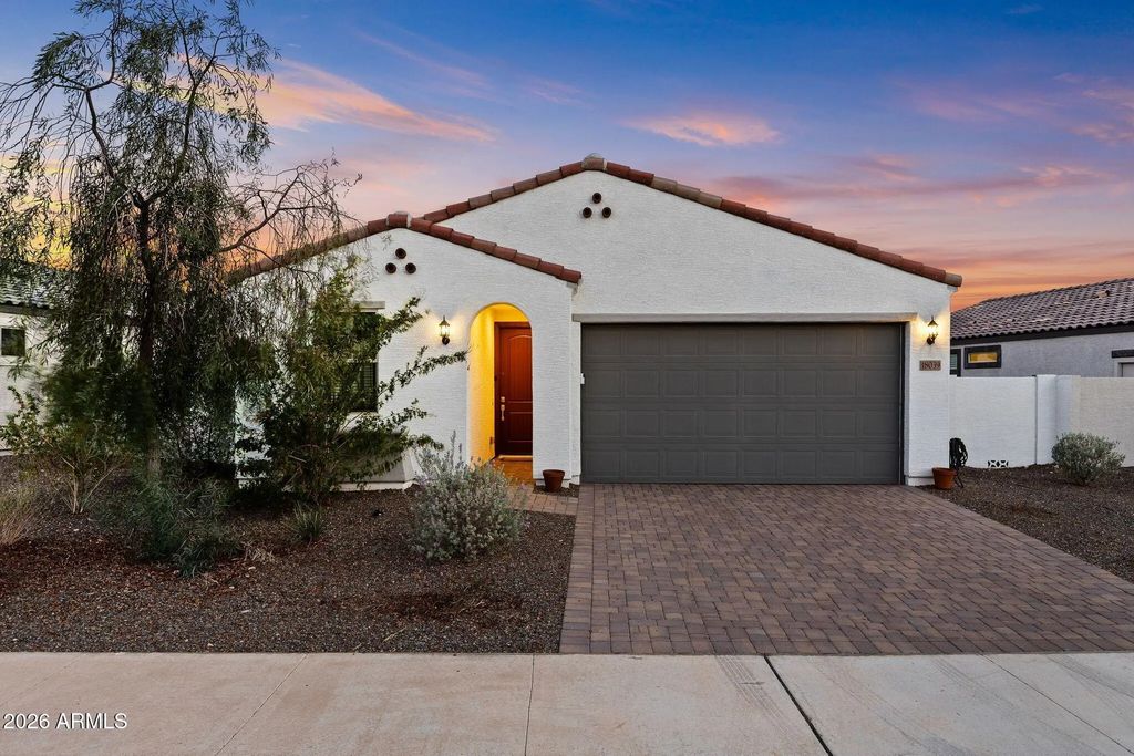 18039 W Amber Ridge Way, Goodyear