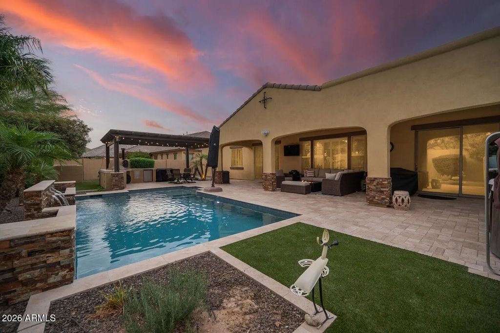 7282 W Rowel Road, Peoria