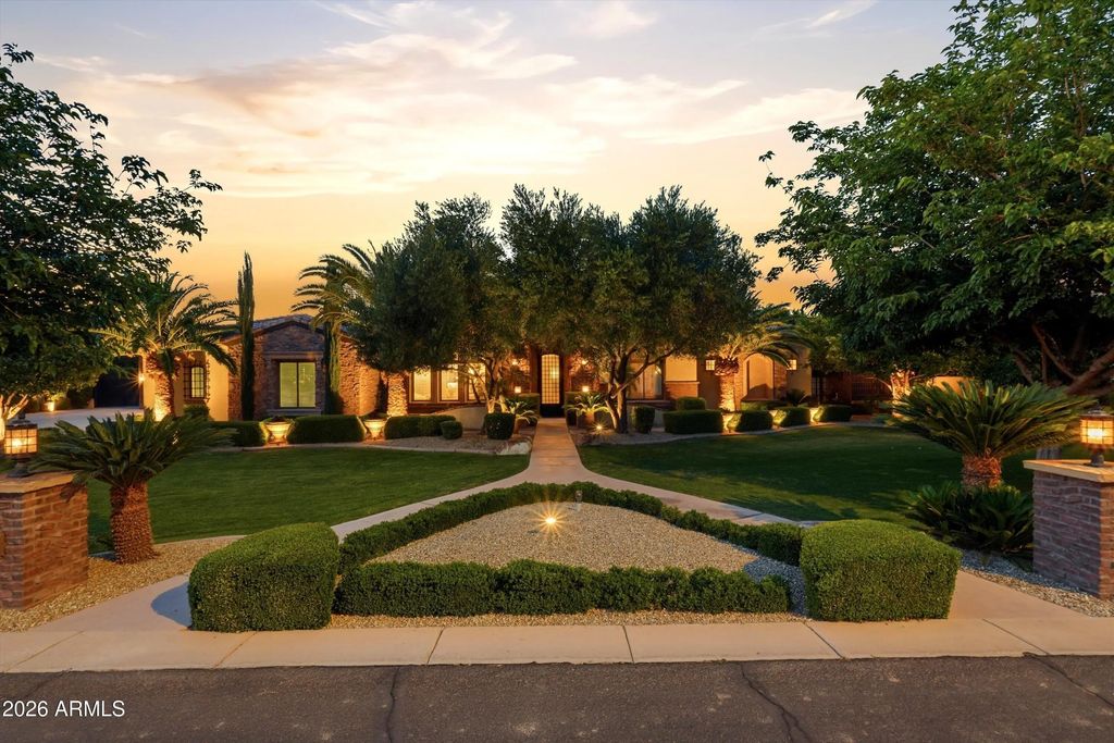2286 E Plum Street, Gilbert