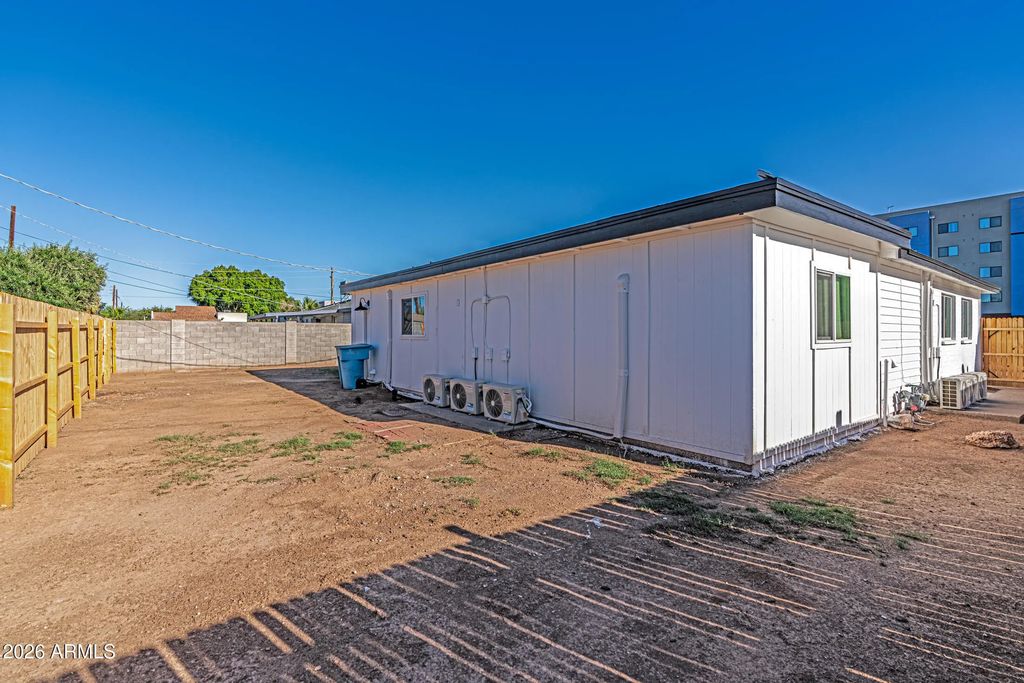 3108 W Missouri Avenue, Phoenix