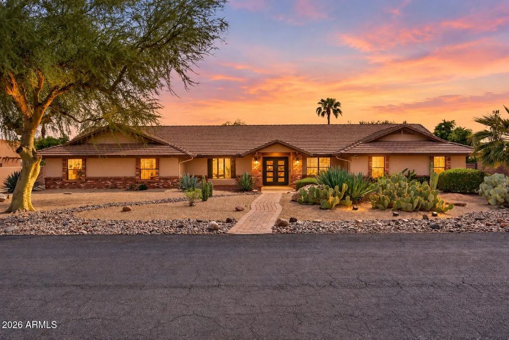 5003 W Fallen Leaf Lane, Glendale