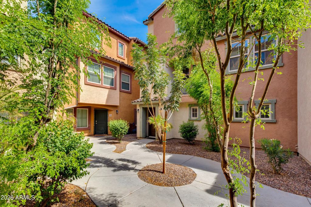 7738 W Pipestone Place, Phoenix