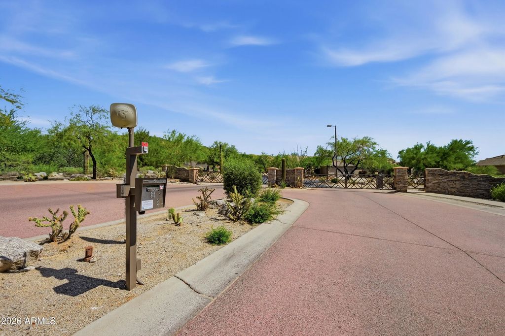 8219 E Tesoro Circle, Mesa