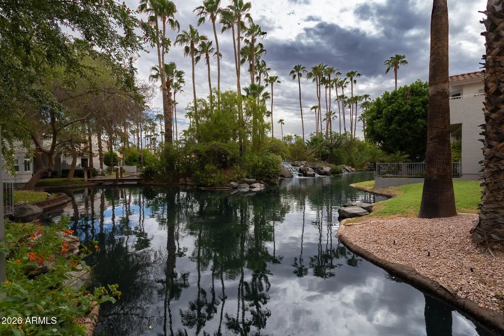 1329 W Port A Sail, Gilbert