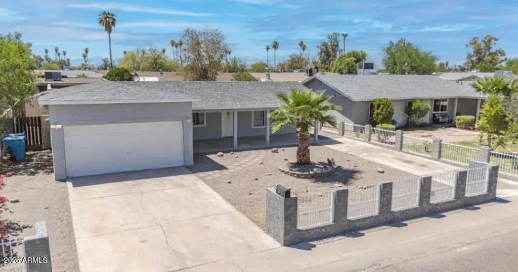 2812 N 45th Avenue, Phoenix