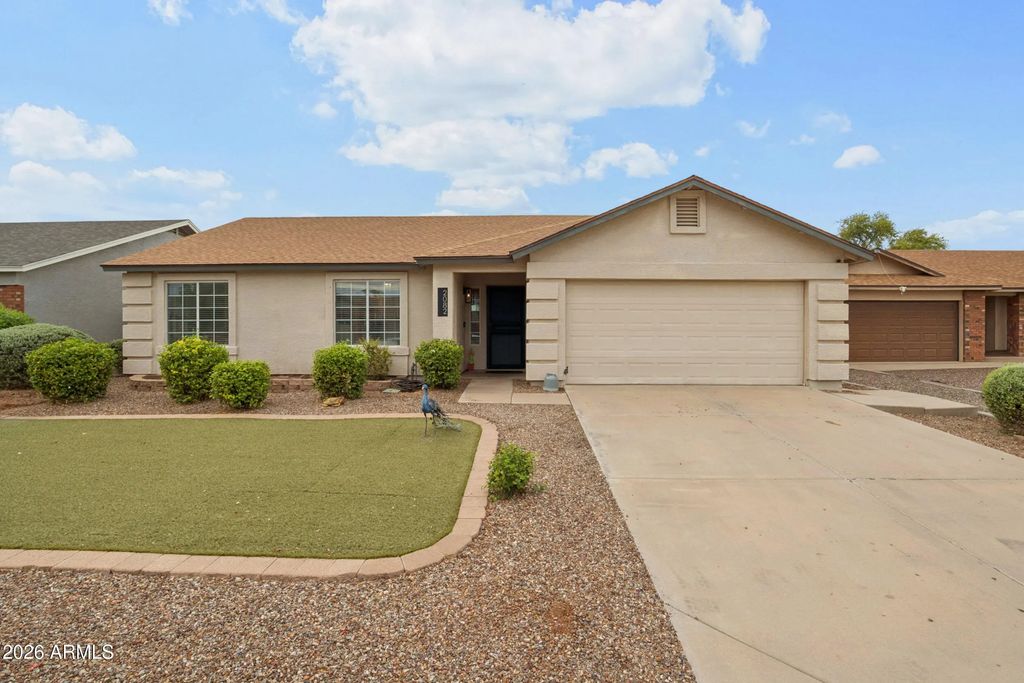 2082 E San Tan Court, Gilbert