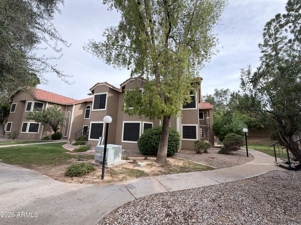 5230 E Brown Road (unit 207), Mesa