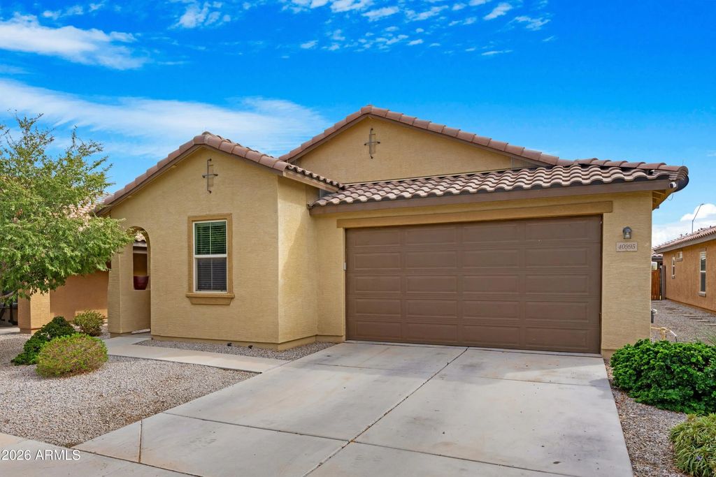 40995 W Patricia Lane, Maricopa