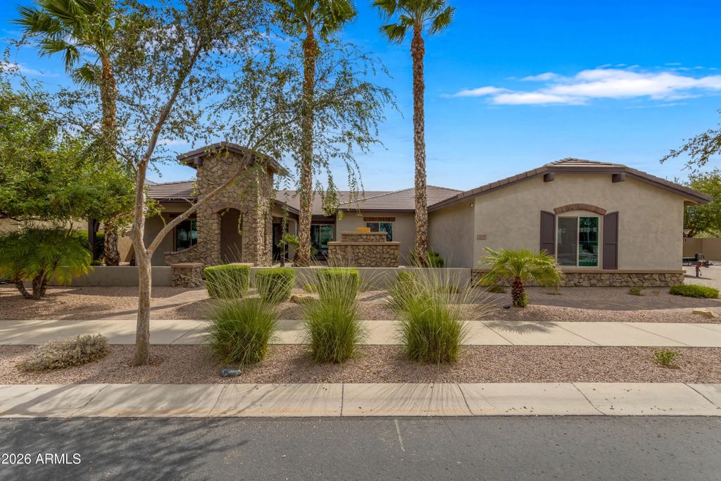 21055 E Orion Court, Queen Creek