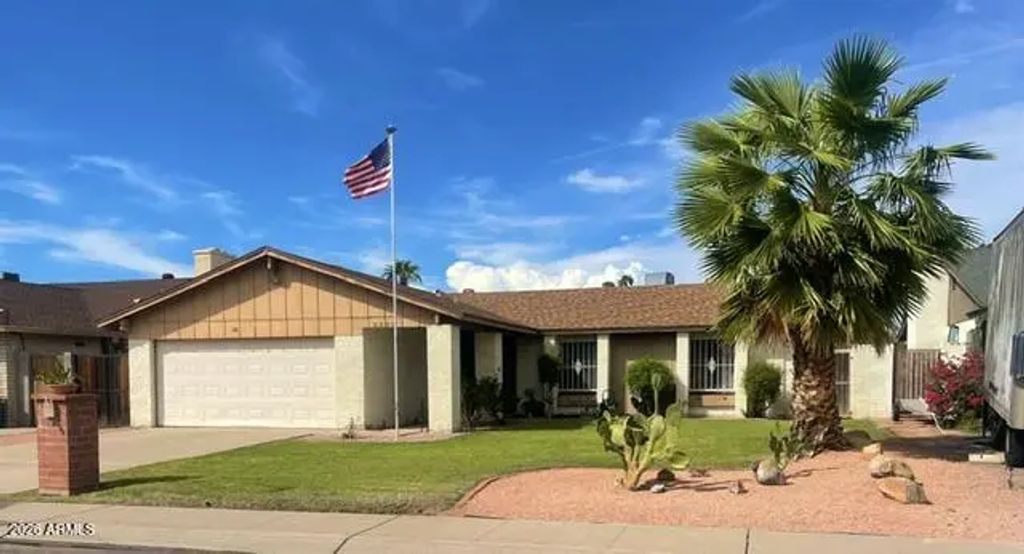 3932 W Becker Lane, Phoenix