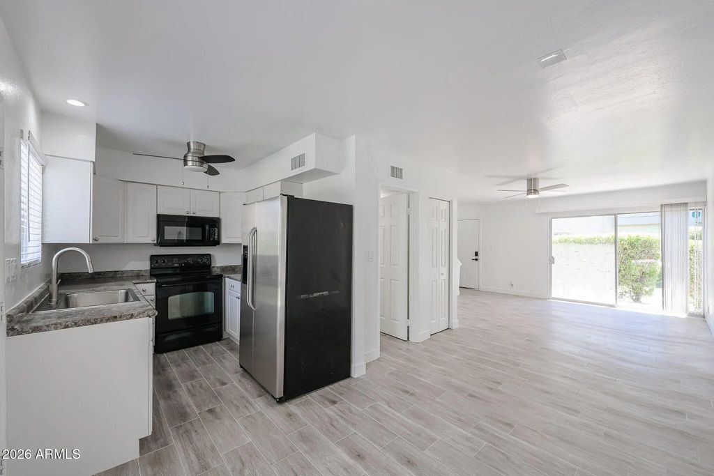4610 N 68th Street (unit 414), Scottsdale