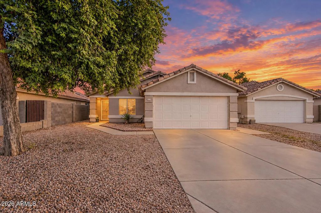 853 E Yuma Avenue, Apache Junction