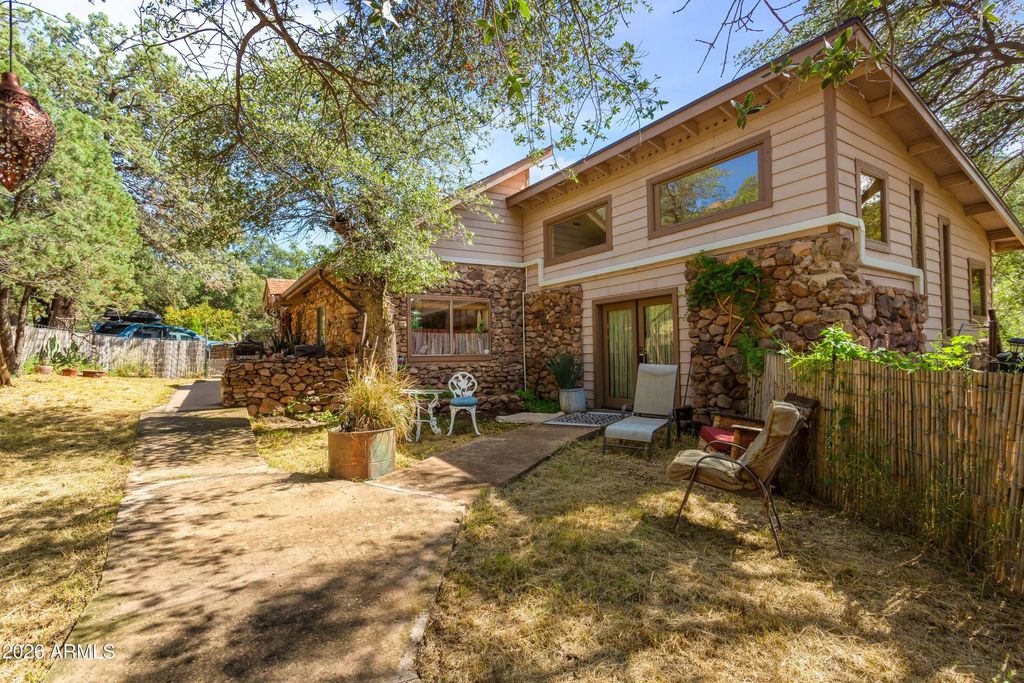 2267 W Mule Pass, Bisbee