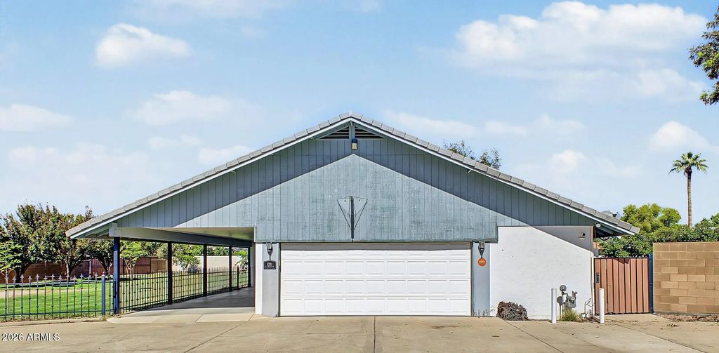 1251 N Gilbert Road, Mesa
