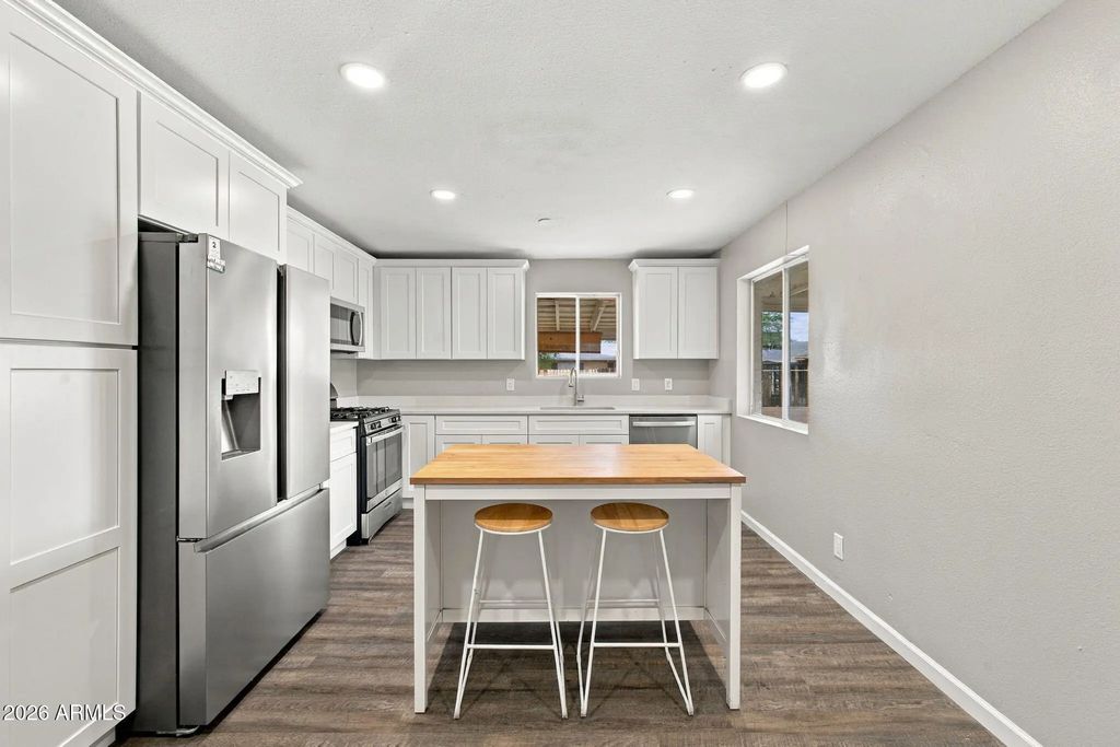 218 W Beautiful Lane, Phoenix