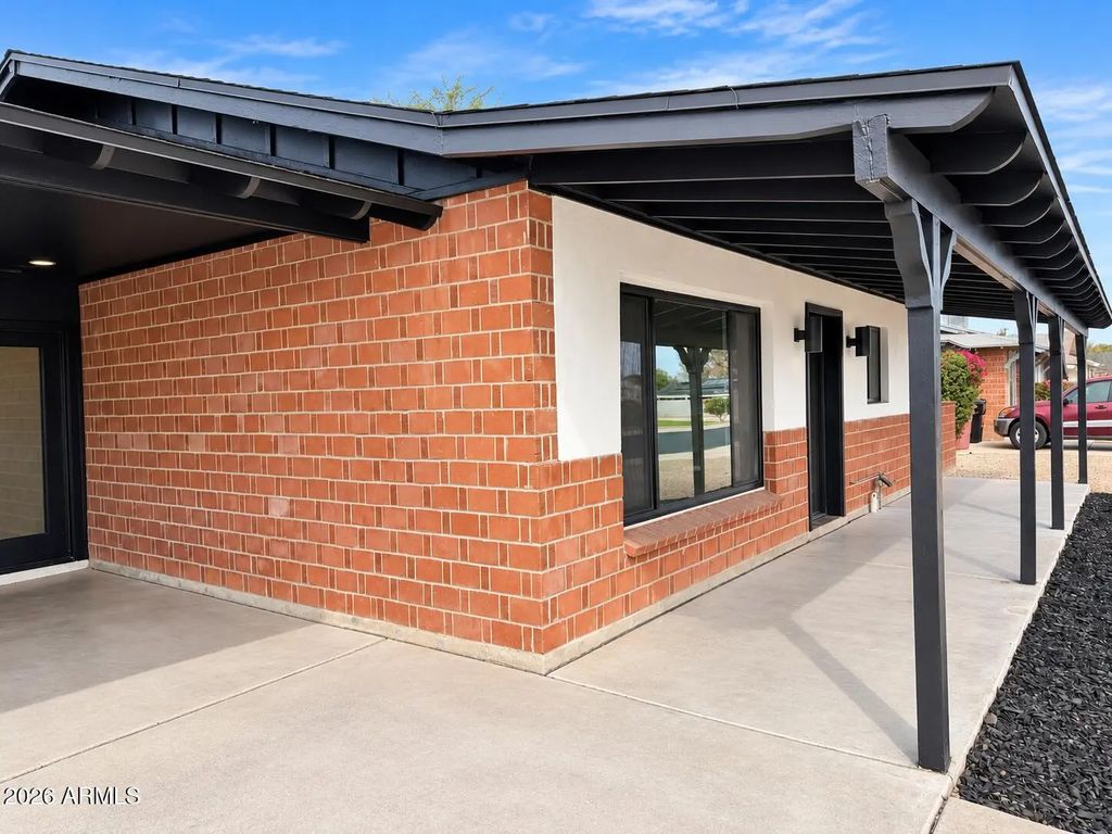 8502 E Lewis Avenue, Scottsdale