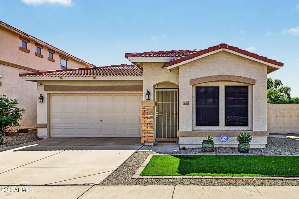 5165 W Poinsettia Drive, Glendale