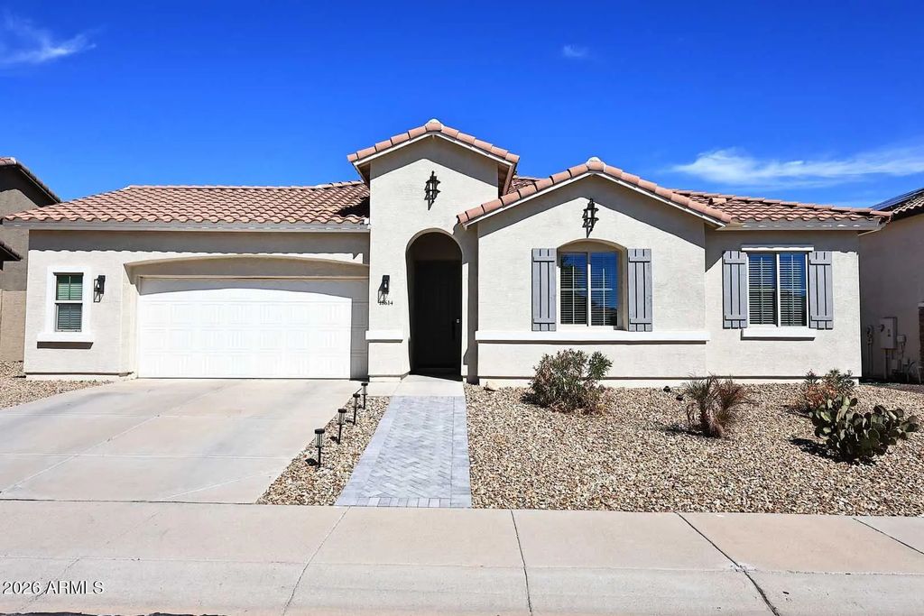 18614 W North Lane, Waddell