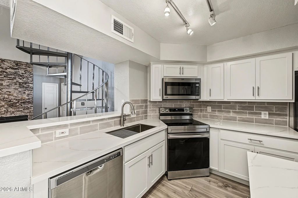 2333 E Southern Avenue (unit 2081), Tempe