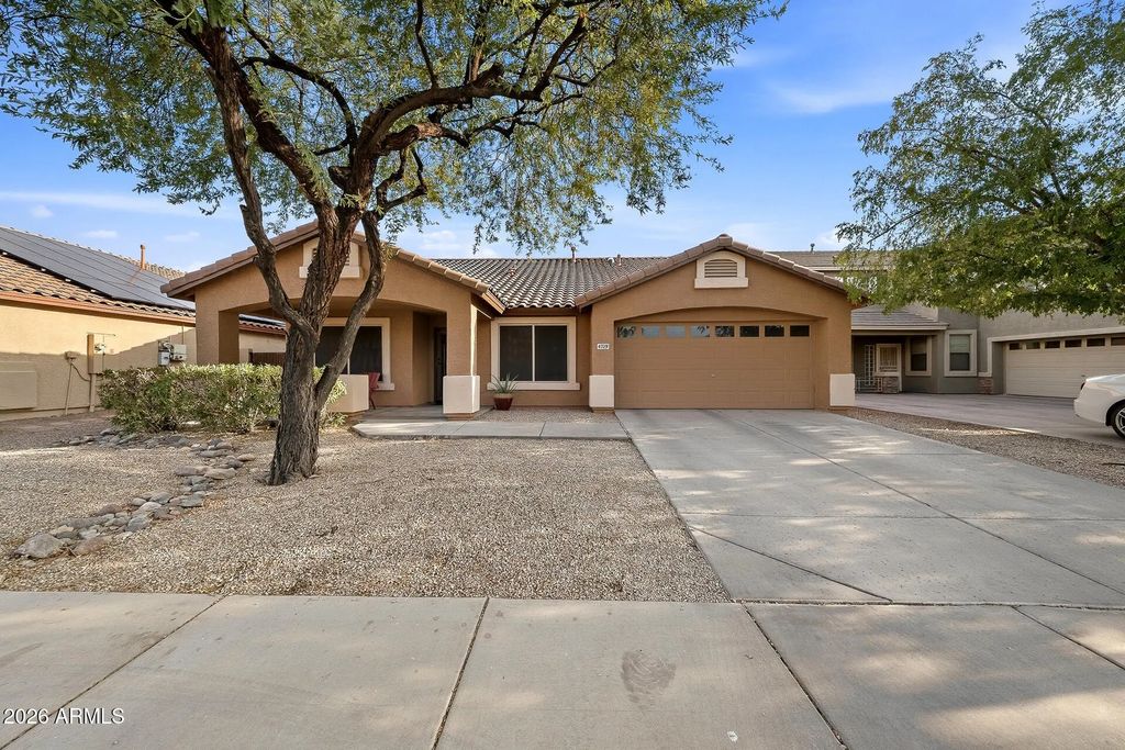 4729 W Caldwell Street, Laveen