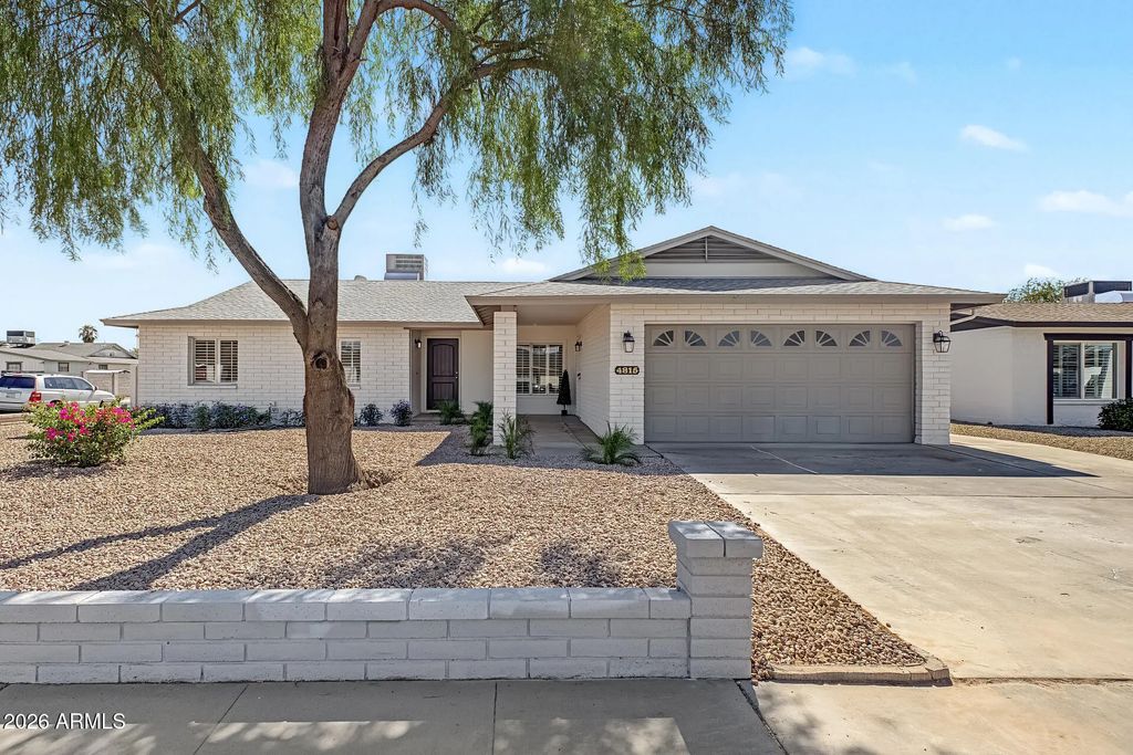 4815 W Desert Cove Avenue, Glendale