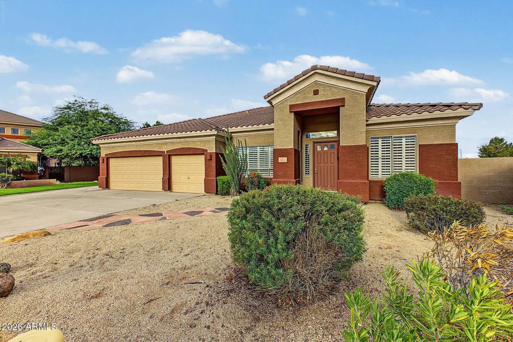 1571 E Stirrup Court, Gilbert