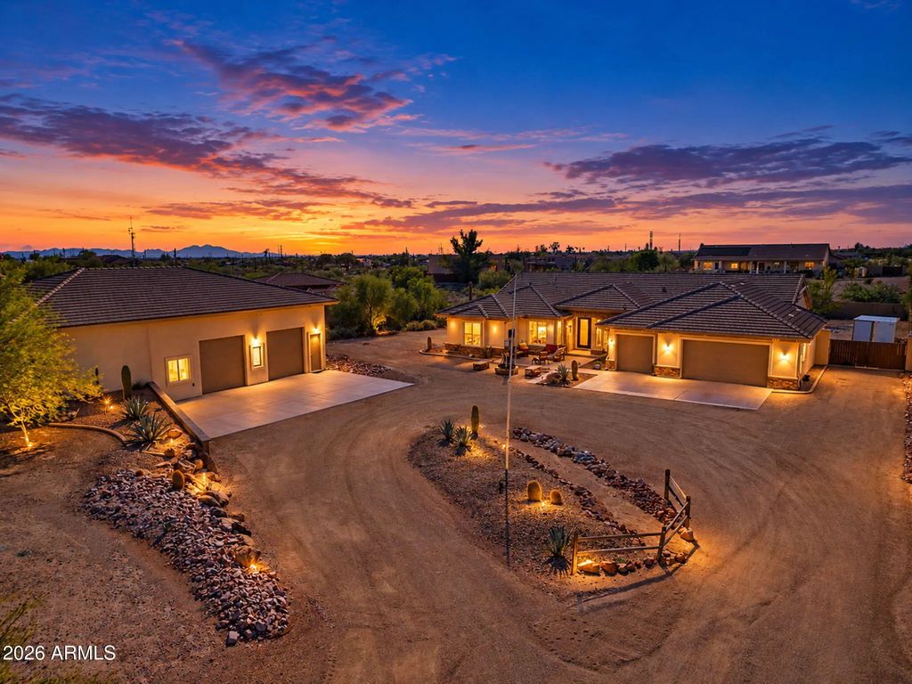 1532 N Roadrunner Road, Apache Junction