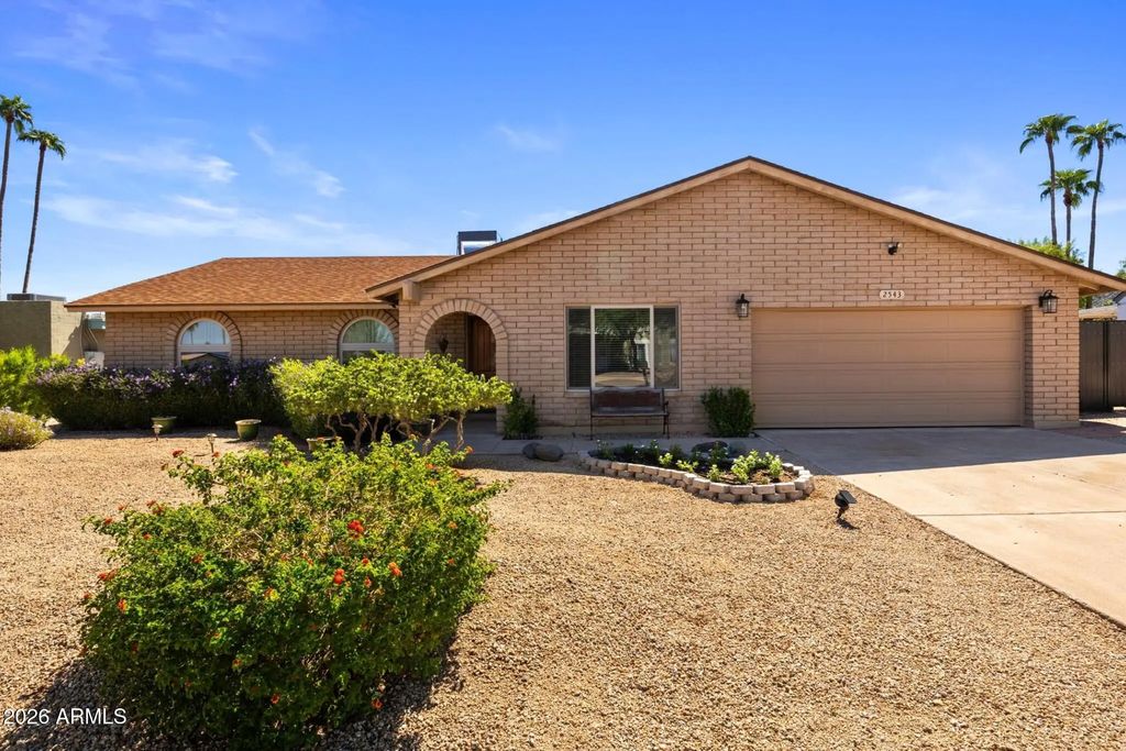 2543 E Mercer Lane, Phoenix