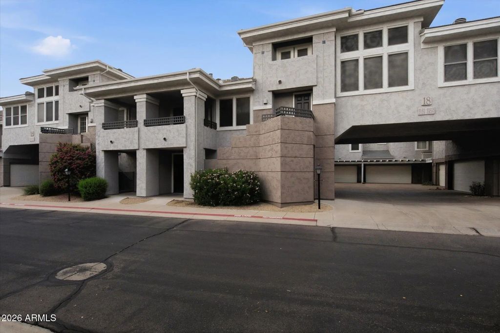 15221 N Clubgate Drive (unit 2125), Scottsdale